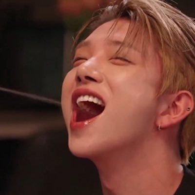 REIHnnonmeh's profile picture. pink pony girl who watches gose