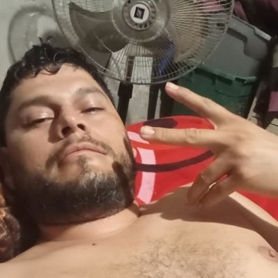 gonaguila13's profile picture. soltero son hijos busco una mujer hermosa quien me quiera como soy así nomás mija