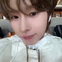 モモカ (@lee_kms2) 's Twitter Profile