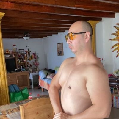 Soy Leo, Maestro Pokémon y aficionado al Gym y Fitness.