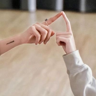 HedleMoon's profile picture. || #MAMAMOO |
#마마무 |
#FayeYoko |
#PlayerYuriSeries #IceAmena #StarBloom
I promise not to go if you promise to stay, no matter what ||
@Yoko_apasra @malisorn00