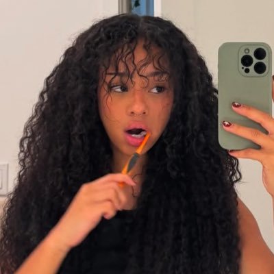 mimisface's profile picture. seungkwan n jimin truly are for the lesbians