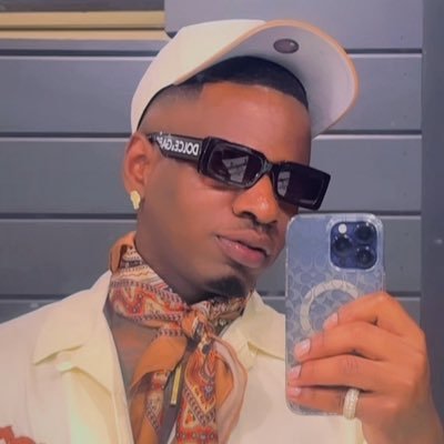 18+ NSFW 😈 Backup: @savageedick2 💦 🎥Content Creator so if you dm me you know wussup ‼️ Dm for promo and rt 💴 Houston Tx . NO FREE RT!