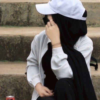 ajengnblputr's profile picture. life must go on