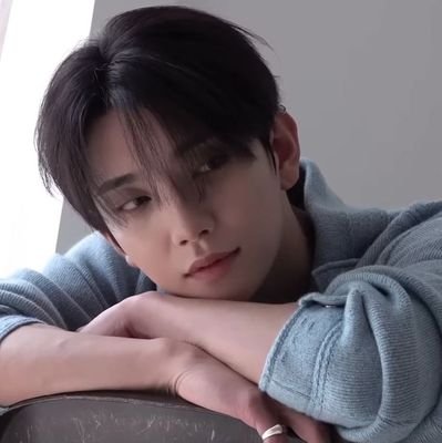 cosmicsvt_'s profile picture. y seventeen y seventeen y seventeen y seventeen y seventeen y seventeen y seventeen y seventeen y seventeen y seventeen y seventeen... ¿ya dije que y seventeen?