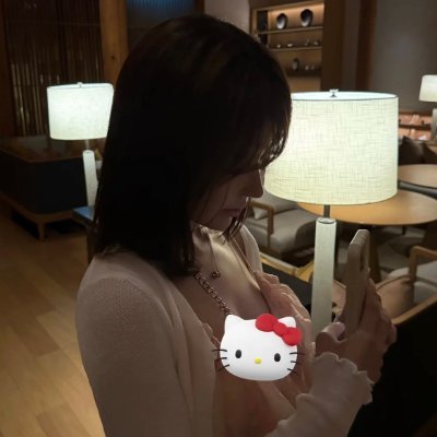 BarrieMund26760's profile picture. 158-48-E-23