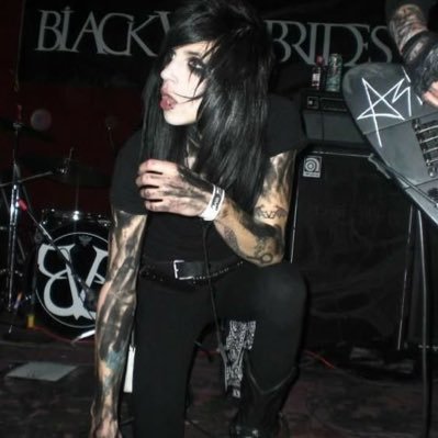 AubreyEppe37671's profile picture. i only have this account to get updates on my favorite bands