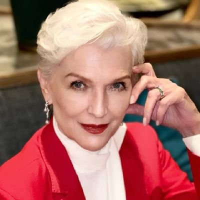 Bestselling International Author of A Woman Makes A Plan📖 Doctor of Dietetics🧑🏻🎓Supermodel😉💃🏻 #ItsGreatToBe76 Manager: anna@mayemusk.com