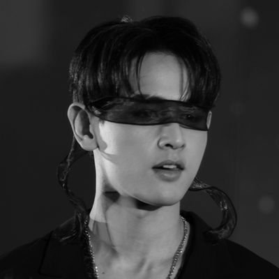 WayLee582's profile picture. my love
#benzgarfield #sailubpon #michaeltopten #popptr #LMSY #LLBL