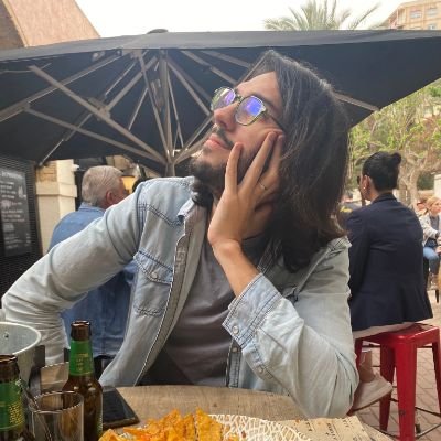 🧠📚 Psicólogo Forense y Escritor Empedernido. Suelo hacer el bobo y a veces leo, dibujo y juego videojuegos. El resto del tiempo veo memes