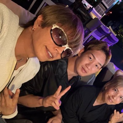 私はGacktのファンです。カナダのモントリオールから応援しています。もっと多くのファンと繋がりたいです。無言フォローすみません