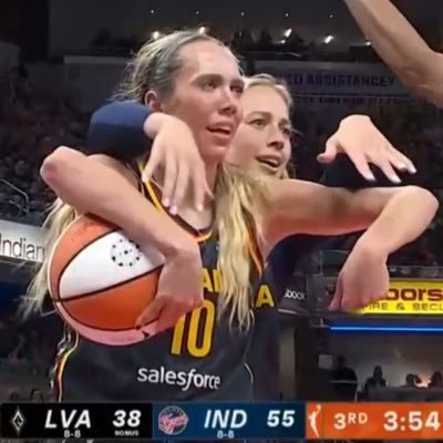 Lexie Hull and Sophie Cunningham post from tik tok not affiliated with Lexie Hull or Sophie Cunningham