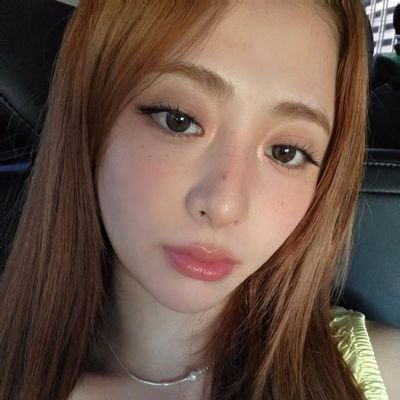 ha yunjin (하윤진) — 2001-liner w/ a honey-lemon voice & a golden retriever soul ⭐️