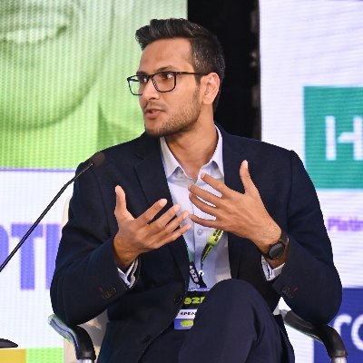 I build startups to transform rigid systems.
Net-zero housing, climate finance, green policy.
Dwelve / ModulusTech / IFC
Forbes 30U30.