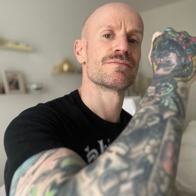 rubbertattoos's profile picture. 🔞+18 only. Top & Bottom