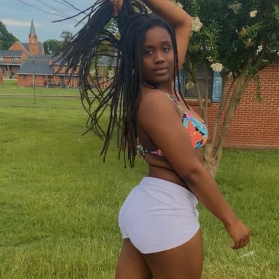 Yesterday Is History, Tomorrow Is A Mystery & Today Is A Gift 👑Insta , Snap : Kissmyartt 🏳️🌈 #PS4 Gamer Girl #NintendoSwitch 5’3 Karissa 💜
