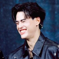 JG | -'🍷*.✧ (@uvercinkaxq) 's Twitter Profile