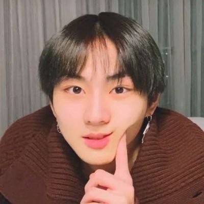 2004. 𝐑𝐎𝐋𝐄𝐏𝐋𝐀𝐘𝐄𝐑 ⋆ 양정원 :: a gentle cat boy, softly purring between dreams and reality. Known as 𝙅𝙪𝙣𝙜𝙬𝙤𝙣 from 𝐄𝐍𝐇𝐘𝐏𝐄𝐍 ˚₊·