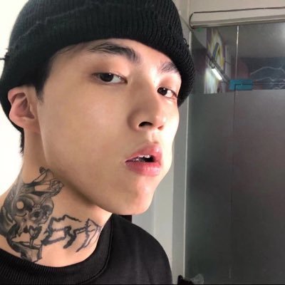 Y1Hf2's profile picture. 