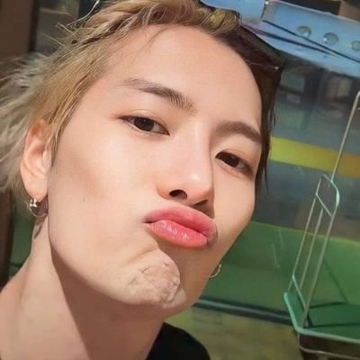 mosyaic's profile picture. parodi of Jackson Wang 94L - Hong Kong rapper, singer, and songwriter-Love Music