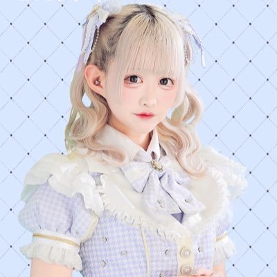 ❤︎____純真アムレット⋆ˎ @junamu_official ˏ⋆ 白色担当❕🦴_____❤︎こまい らるって読みます❕ ❤︎ #わんわんらるさんぽ 🦴わんこと暮らしてる犬系あいどる🐩໒꒱· ゚平日はきらきらアパレル店員❕全SNS ⬇️