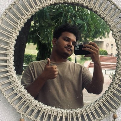 I don’t play the odds, I play the game.
AI/ML mind. Photographer's eye!
Good cinema, iconic sitcoms, and the climb, all in style.
Just a regular Harvey fanboi!