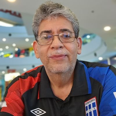 Cristiano, Ingeniero Mecánico, Louisiana State University; MBA & Profesor de Ingeniería Mecánica: Universidad Nacional Autónoma de Honduras; Maxwell Leadership