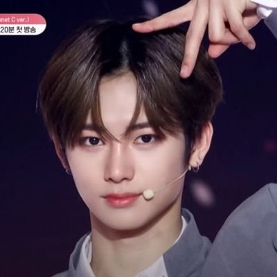 ansinnim's profile picture. #조우안신