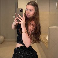 ๐๐๐๐๐๐๐๐๐๐ (@laurathedj) 's Twitter Profile