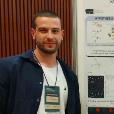 BourbotteA's profile picture. Biologist🦈💛.  Neuroscience PhD student in @InstFerreyra