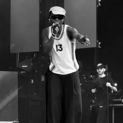 Let love lead ❤️
Wizkid FC for a reason ❤️🦅🎶
Man united ♥️