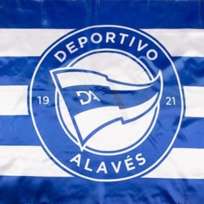 Yo los quiero a todos, a unos mucho y a otros bien lejos, pero lo importante es que los quiero. #Profofito
