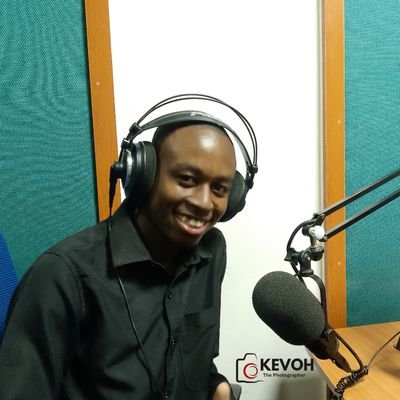 GOD FIRST🙏
Son, Brother,
Chelsea Devotee 💙⚽
Journalist||News Anchor/ Reporter|| Graphic Designer||voice over artist || vocalist🎧🎵🎥🎛️📸
