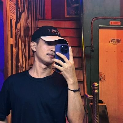 Ardians29383658's profile picture. 