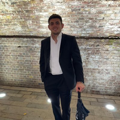 WhiteArchie's profile picture. OE | London |