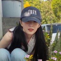 j (@hhachjko) 's Twitter Profile