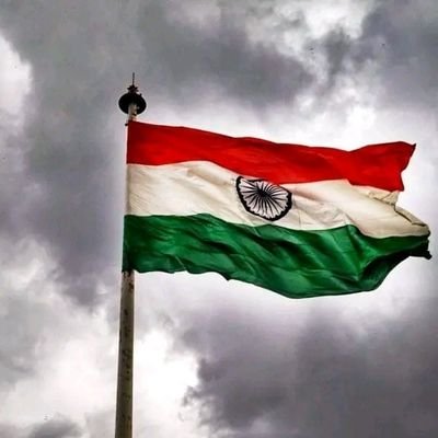 Mithile09125303's profile picture. National first🇮🇳, My love India