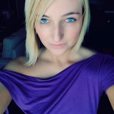 myde33431's profile picture. 