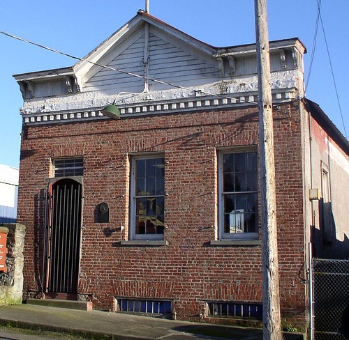 Collecting and telling the story of Whatcom County's great history. The Whatcom Territorial Courthouse, WA's oldest brick building now restored.