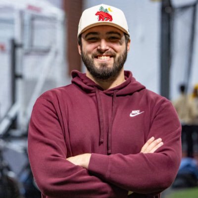 Strength/Conditioning Coach (@Coachedbyrogers on IG) | Photo/Video for hire (@jeremedia1 on IG) |📍MN