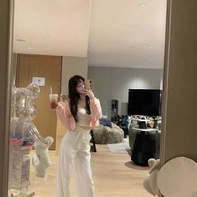 こんにちは 〜ふおろーしてくれたらDMしますね💞💗新しい友達が欲しいです。気軽にメッセージください(✿◠‿◠) ✨よろしくお願いします✨(^O^)