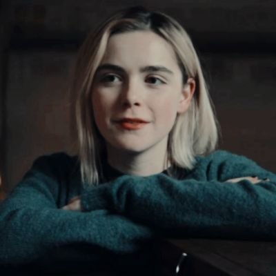𝚅𝙰𝙻𝙴𝚁𝙸𝙰 𝚁𝙸𝙲𝙷𝙰𝚁𝙳𝚂. Profile