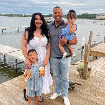 Dwightth_02's profile picture. Father. Husband. Brother. Avid runner. The Recovery Village. #AlwaysForward