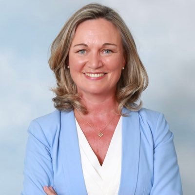 Elaine Mullally ☘️ Profile