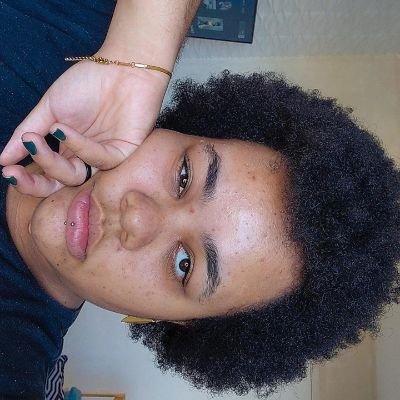 fuckkmick's profile picture. ansiosa e reclamona ele/ela