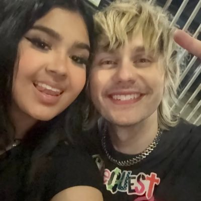 ashley misses michael 卌 Profile