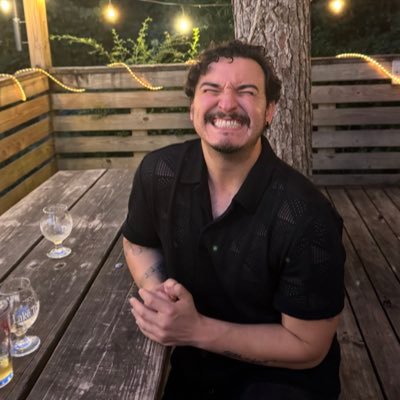 zickawhat's profile picture. 30. FSU School of Theatre. Generally Enthusiastic 🖤🎶