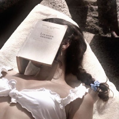 submergedin_xx's profile picture. 