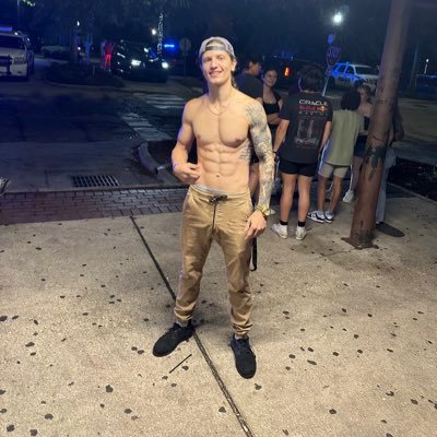 18+ | Ask for my menu 😝 DM’s open for BUYERS ONLY🌶️😈 Tips make me horny🙈 ONLYFANS WELCOME PARTY $3 https://t.co/OkWOnhFoKl