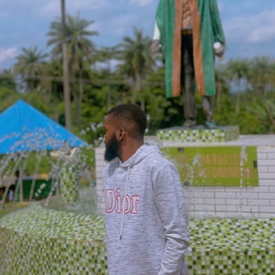 Out of clutter, find simplicity. From discord, find harmony. In the middle of difficulty lies opportunity. || Taurus || Graduate || Mass Communicator #Arsenal